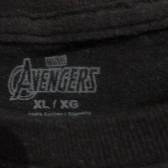 Avengers top size xl never worn! - Picture 2 of 4